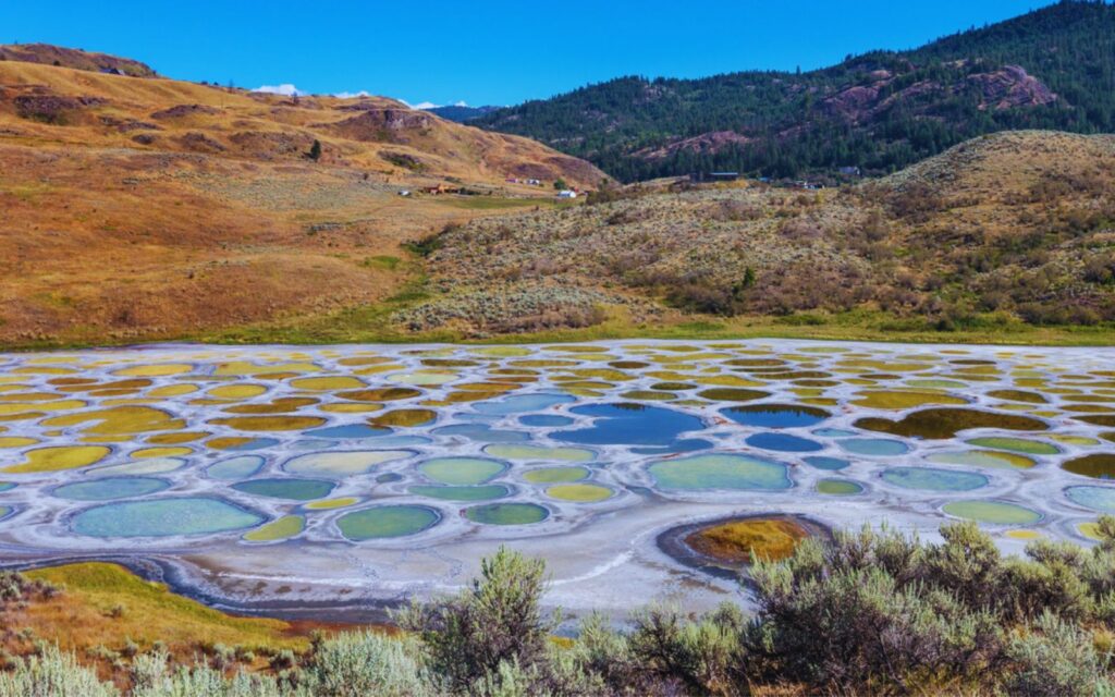 Spotted Lake, Canada